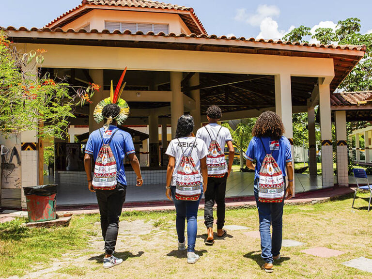 Valorização da cultura Pataxó e Tupinambá pela Veracel